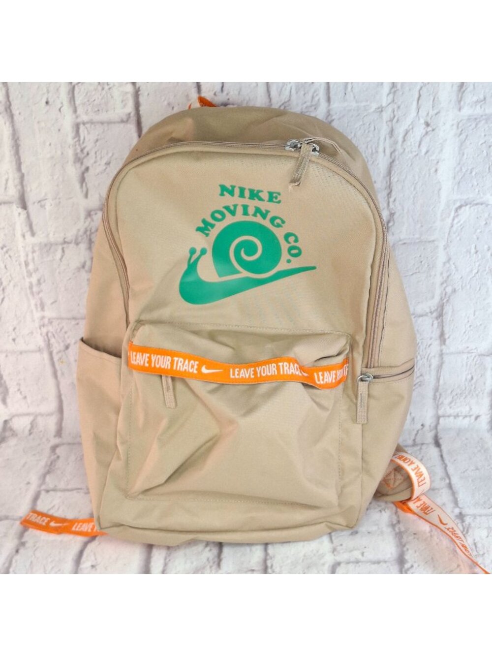 Nike Moving Co Heritage Backpack Hemp Orange Green Leave Your Trace RARE